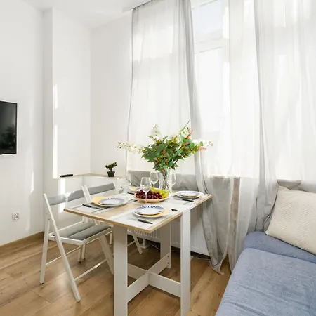 Czeremchowa In By Renters * Poznan
